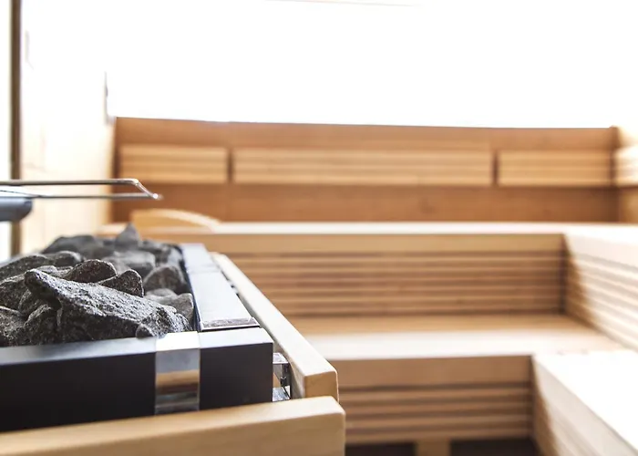 Heart Grischuna מלון